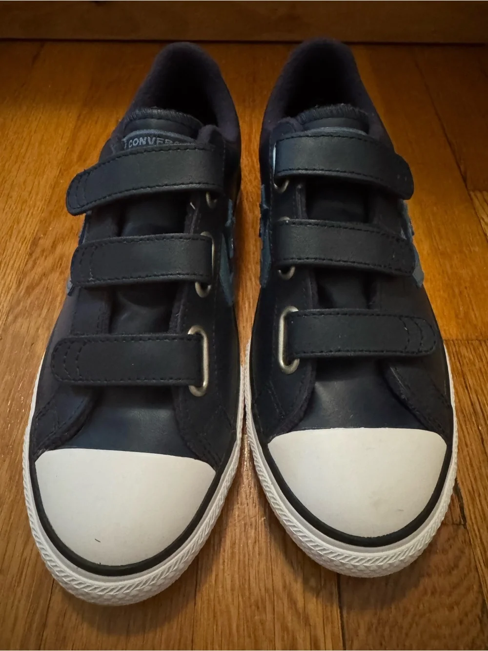 Converse junior star